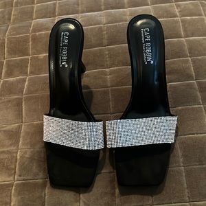 NWOT Silver & Black open back heel